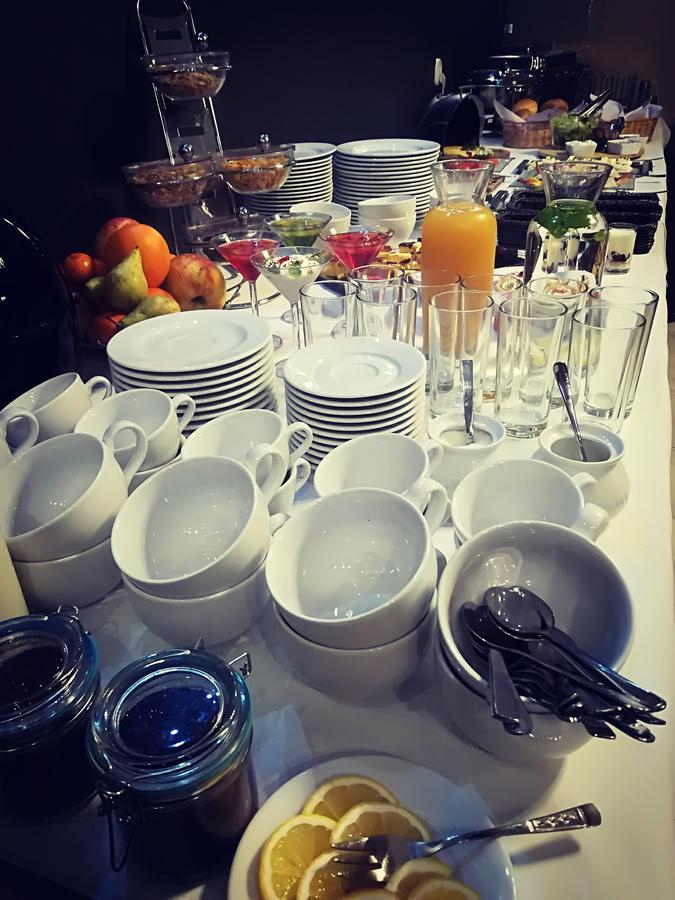 Hotel Capitol Biala Podlaska Bagian luar foto